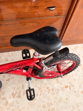 Bici infantil roja Cars