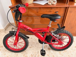 Bici infantil roja Cars