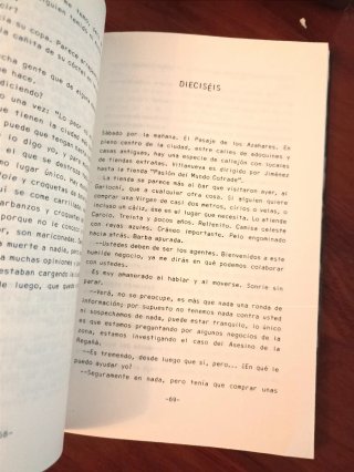 Humor sátira novela negra -El asesino de la regañá