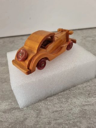 Coche de Madera Massimo Dutti