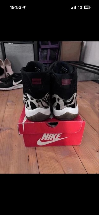 Jordan 11  Scarpa originale ma senza scatola