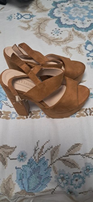 Zapatos marrones