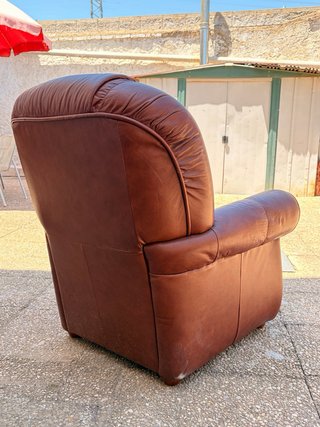 Sillón de cuero marrón