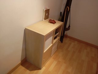 Estantería recibidor madera