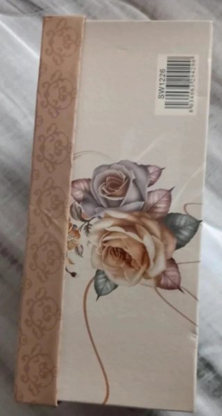 set da tè vintage, decorato con un motivo floreale