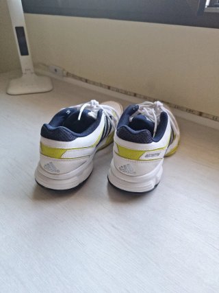 Adidas Fast Court TALLA 42