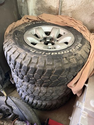 Llantas Patrol GR Y61 265/75 R16