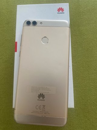 Huawei P Smart Oro 32GB con caja y cargador.