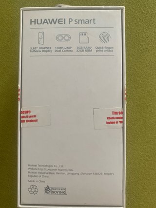 Huawei P Smart Oro 32GB con caja y cargador.