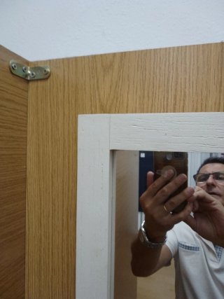 Espejo de madera blanco
