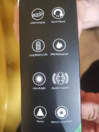 Luz trasera bicicleta USB y soportes