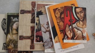 Lote de Tarjetas Religiosas y Broche para SABRI