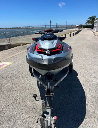 Sea Doo RXT-X RS 300 - Cinza/Vermelho