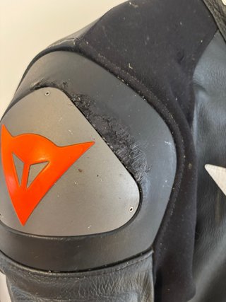 Mono Dainese Laguna Seca 4 Talla 50
