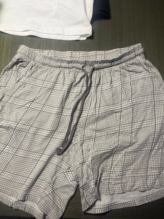 Pantalón corto pijama cuadros gris