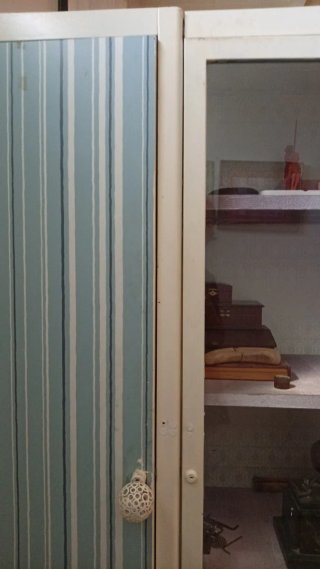 Armario archivador vintage azul y blanco