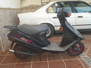 Suzuki Address AH50 averiada