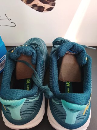 Zapatillas Hoka Clifton 9 T40 Verde Oscuro