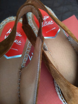 Zapatillas serraje María Victoria Marrones