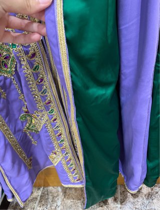 Takchita Morada Bordada