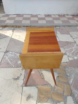 Mesita de noche marquetería madera