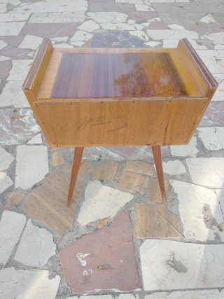 Mesita de noche marquetería madera