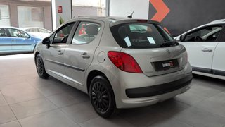 Peugeot 207 2006