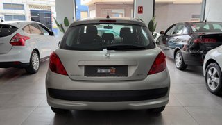 Peugeot 207 2006
