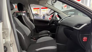 Peugeot 207 2006
