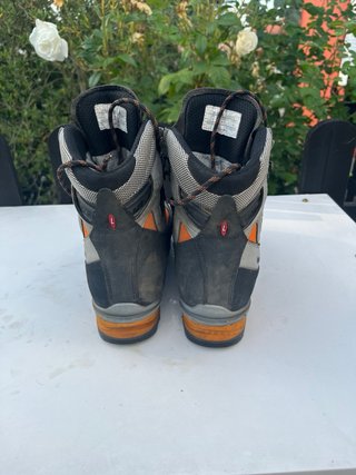Botas alpinismo/montaña Kayland. T- 5,5/38 (23,5cm
