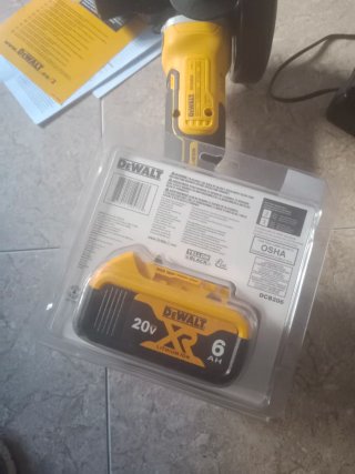 Radial DeWalt 405+ Flex Volt