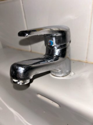 LAVABO ROCA CON GRIFERIA