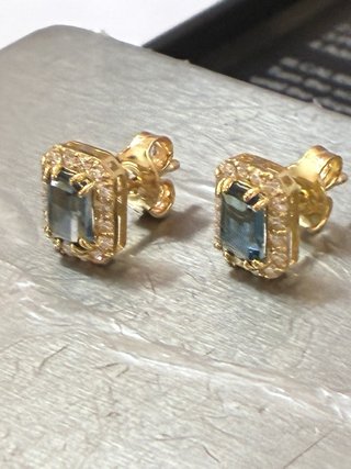 Pendientes Oro Topacios y Diamantes Naturales