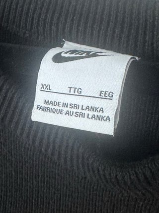 Jersey Nike Negro Punto