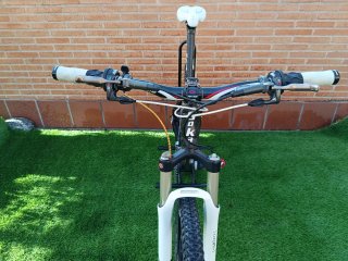 Bicicleta MTB Carbono