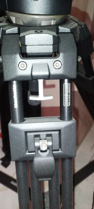 Trípode Manfrotto 350 MVB con Rótula Manfrotto