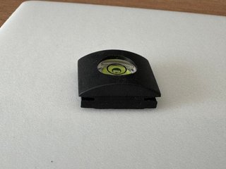 Nivel de burbuja zapata + funda silicona Sony A640