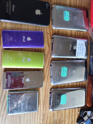 iPod Apple vari colori per parti