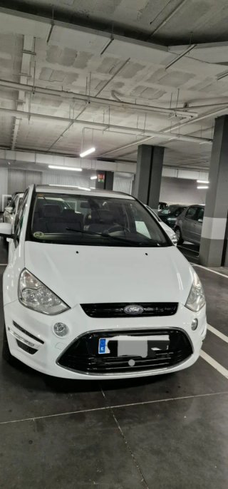 Ford S-MAX 2011