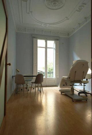 TRASPASO  CLINICA MEDICINA ESTÉTICA  REGENERATIVA