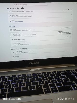 Asus Vivobook Pro con pantallón 4K • i7 • 16GB • G