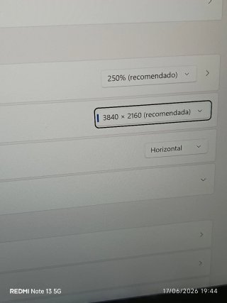 Asus Vivobook Pro con pantallón 4K • i7 • 16GB • G