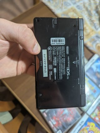 Nintendo DS Lite nera + 7 giochi