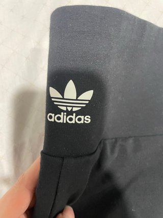 Mallas Adidas Negras con Rayas Blancas