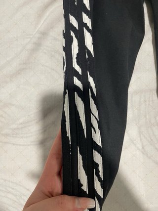 Mallas Adidas Negras con Rayas Blancas