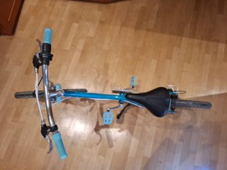 Bicicleta infantil con pedales