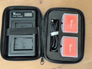 Cargador dual Vemico + 2 baterías NP-FW50