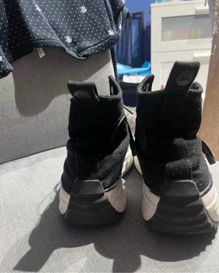 Zapatos Tenth Negros