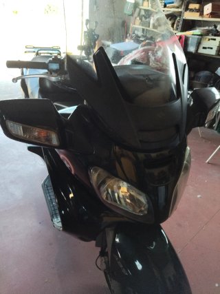 Suzuki Burgman 650 Maxi Scooter Negra