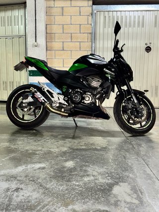 Kawasaki Z800E (limitada solo en papeles)A2-A